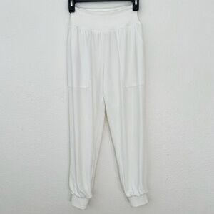 Cinq à Sept ivory off-white  Jogger Pants